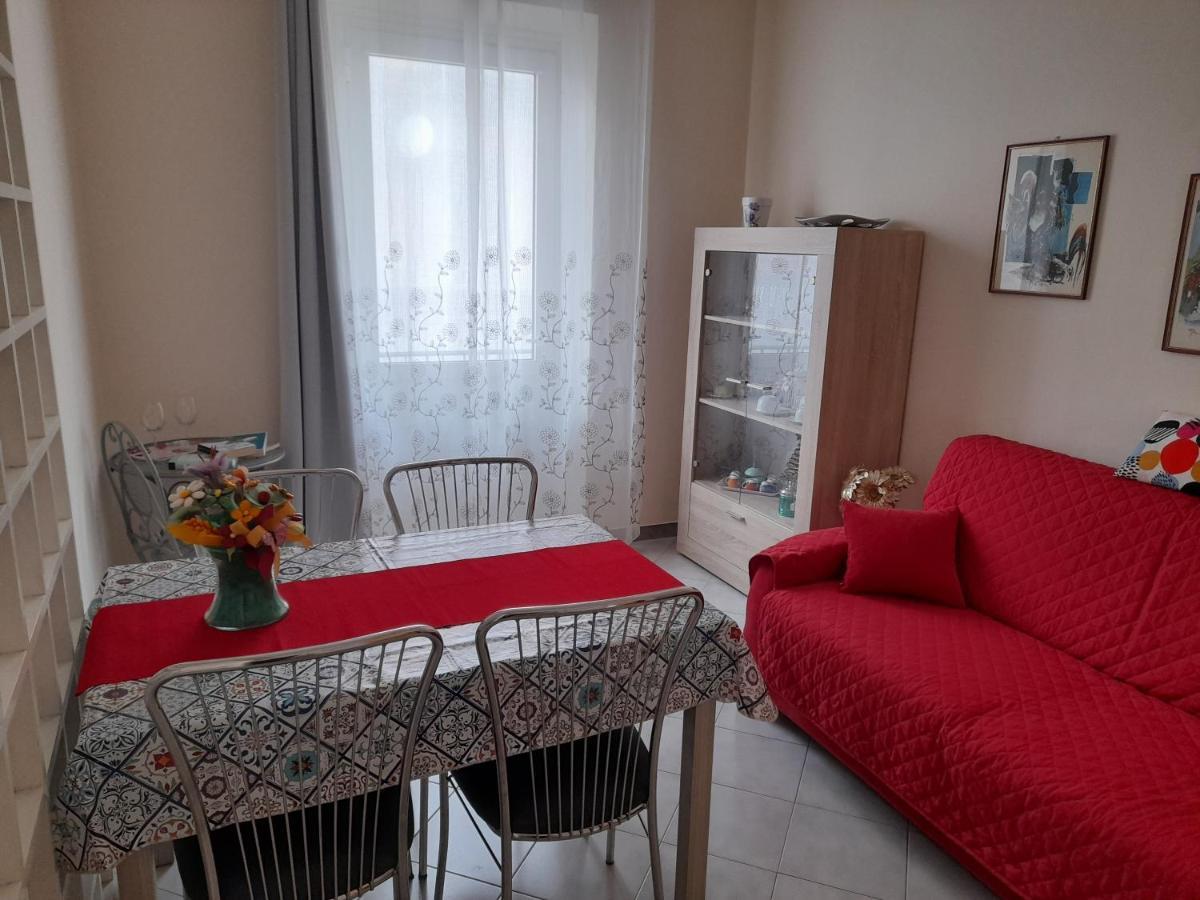 Appartamento Centrale Con Garage Asti Bagian luar foto